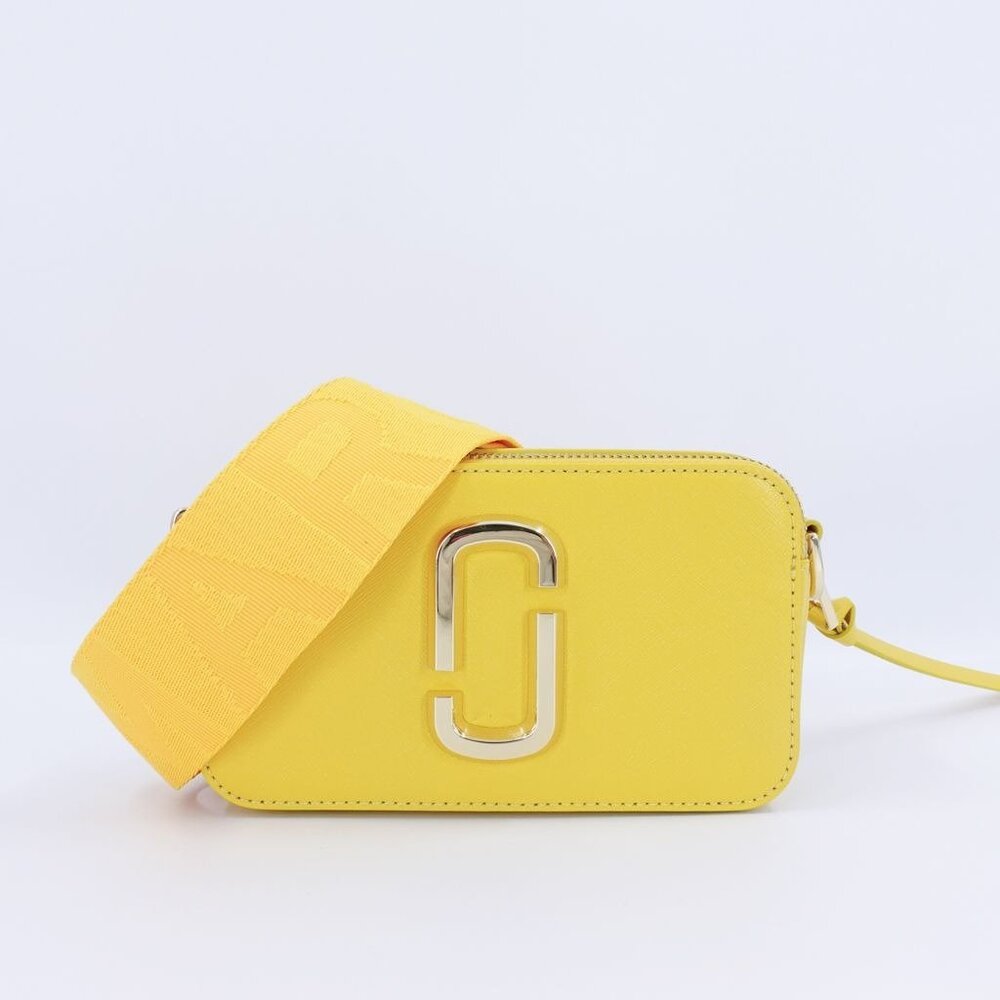 Marc Jacobs Women's The Utility Snapshot Crossbody Bag Sun Yellow OS - Picture 2 of 16